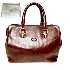 The bridge bag story - the,