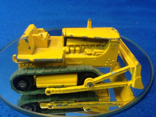Matchbox series caterpillar - matchbox,