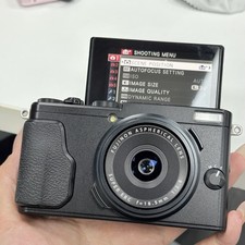 Fujifilm Fuji X70 16.3MP