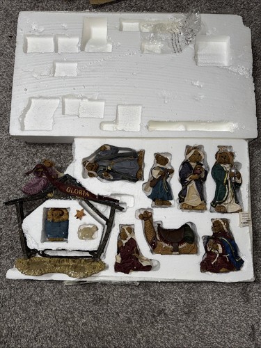 Away the manger - away,
