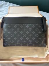 Pochette Louis Vuitton Voyage