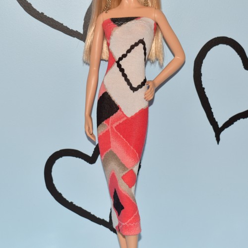 Abito vestito senza spalline