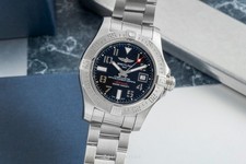 Breitling Avenger II Seawolf