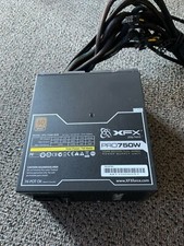 Alimentatore cablato XFX PRO