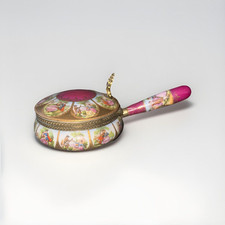 Antico maggiordomo silenzioso