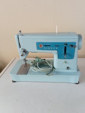 macchina da cucire vintage