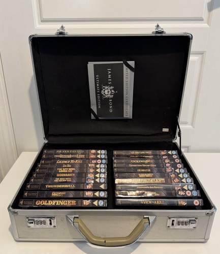 James bond ultimate edition - james,