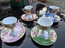Set di 4 tazzine da caffè vintage in porcellana decorata – colori assortiti