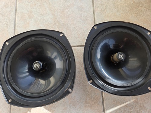 Tres rare paire haut - paire,