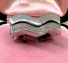 PIANEGONDA COPPIA GRANDI ANELLI A FASCIA A ONDA LUCIDA E DIAMANTATA ARGENTO 925