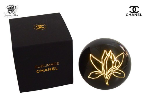 Chanel snow globe - globe, dome