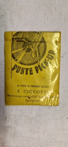 Grammofano vecchio puntine - grammofano,