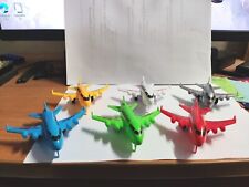Lotto 6 Aerei Giocattolo a Frizione in Plastica.