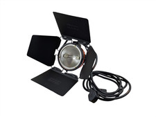 Luce continua Ianiro Redhead Varibeam 800 con porte per fienile