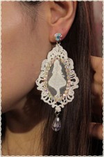 Orecchini in pizzo macrame