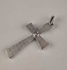 Ciondolo croce vintage oro bianco 18k con diamante centrale – 3,4 g elegante