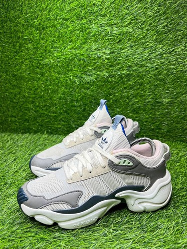 Sneakers adidas magmur runner - adidas,