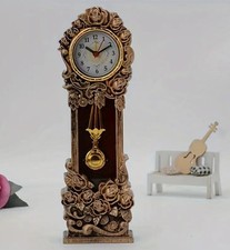 Elegante orologio da tavolo
