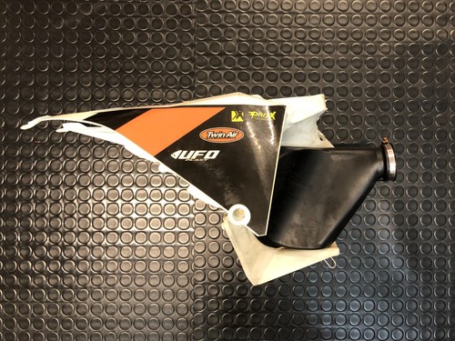 Original airbox side - original, airbox+side