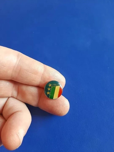 Spilla pin badge - spilla, italia