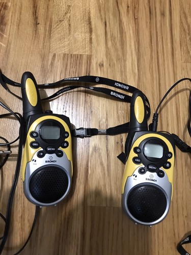 Walkie talkie - walkie,