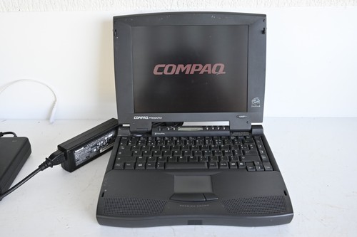 Portable vintage compaq - pc,