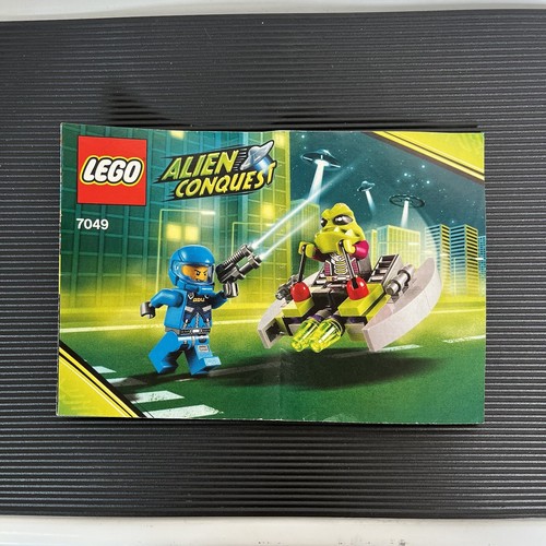 Lego alien conquest - alien,
