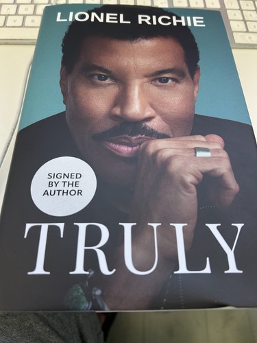 Lionel richie signed - richie, book