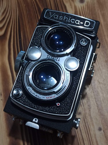 Yashica pari al - yashica,