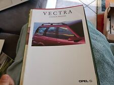 DEPLIANT OPEL VECTRA STATION WAGON (2)