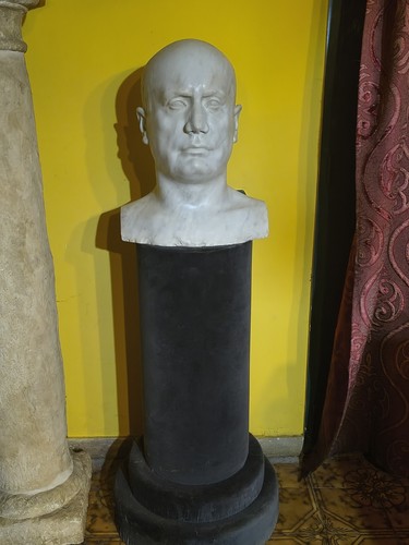Busto marmo carrara di - di,