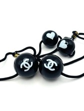 Cravatta capelli Chanel cuore