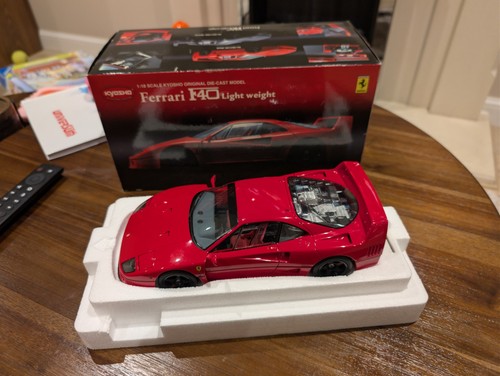 Leggero kyosho ferrari f40 - ferrari,