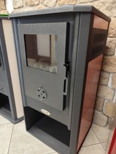 stufa a legna in ghisa