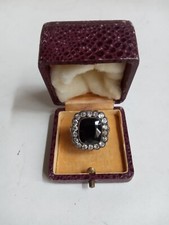 IMPORTANTE ANELLO ANTICO in ORO, ARGENTO con ZAFFIRO SINTETICO e DIAMANTI