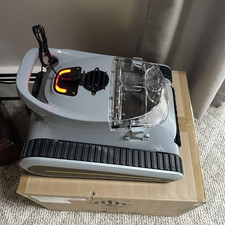 Advanced Robotic Pool Vacuum