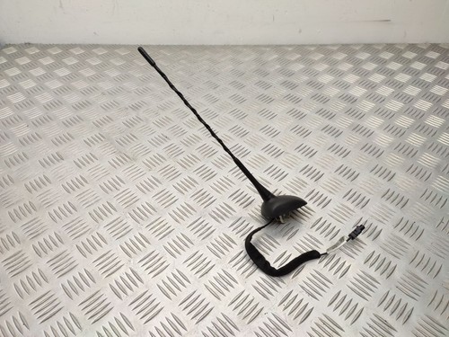 Opel corsa 2016 antenna - opel,