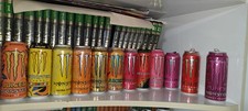 collezione di 30 Lattine monster energy