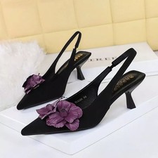 Decolte Nero Con Fiore Viola