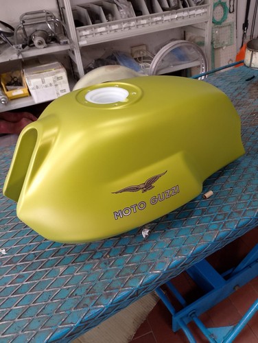 Moto guzzi cafè classic - v7,