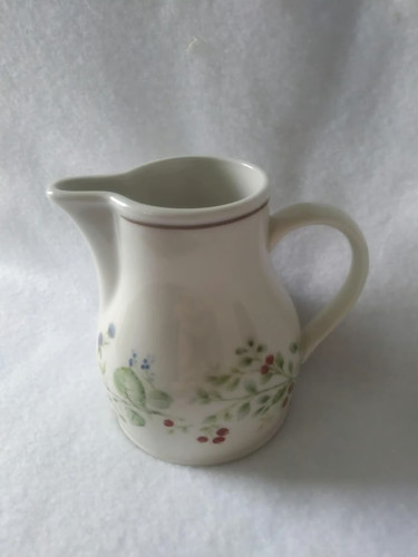 Royal albert bitter sweet - bitter,