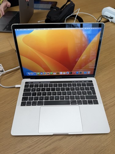 Apple macbook pro - apple,