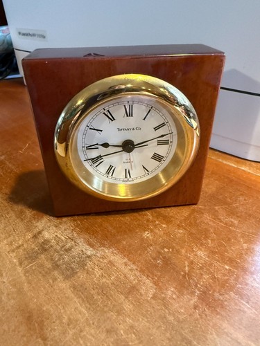 Orologio scrivania e - orologio,