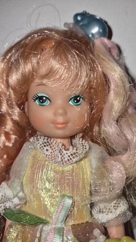 Lady lovely locks - lovely,