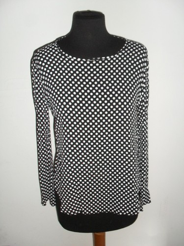 Beautiful and refined blouse