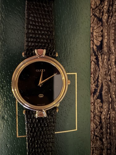 Gucci 4500m tone unisex - 4500m,