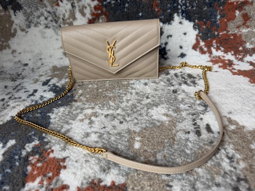 Ysl cassandre monogram - monogram, busta