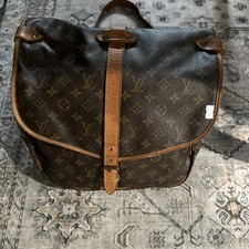 LOUIS VUITTON 1) Saumur 35