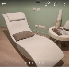 Chaise longue pelle bianca Eli Fly Désiré