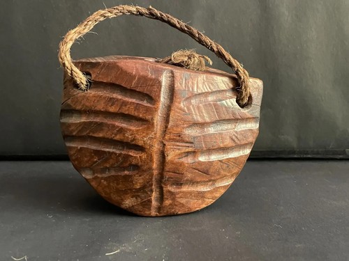 Vecchio vintage intagliato - vintage, a